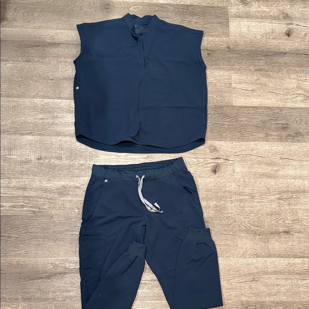 Figs Scrubs set